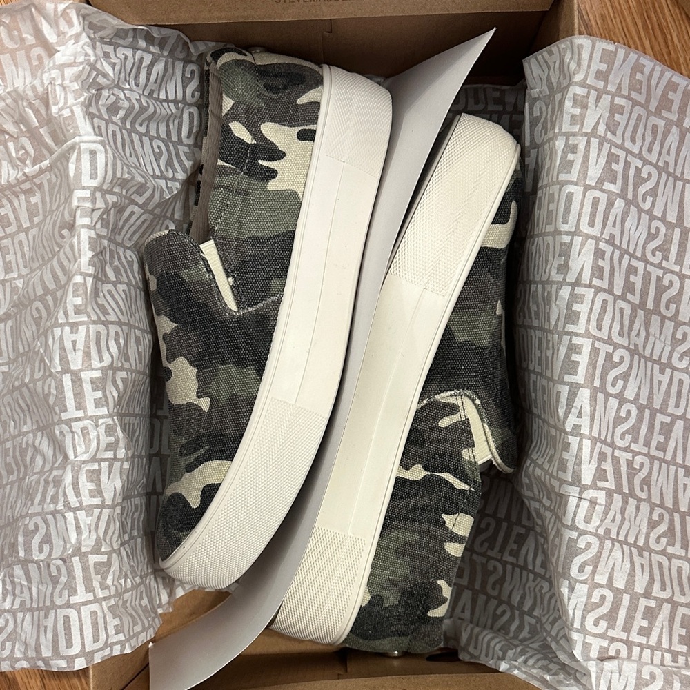 Steve Madden Camouflage Slip-On Shoes